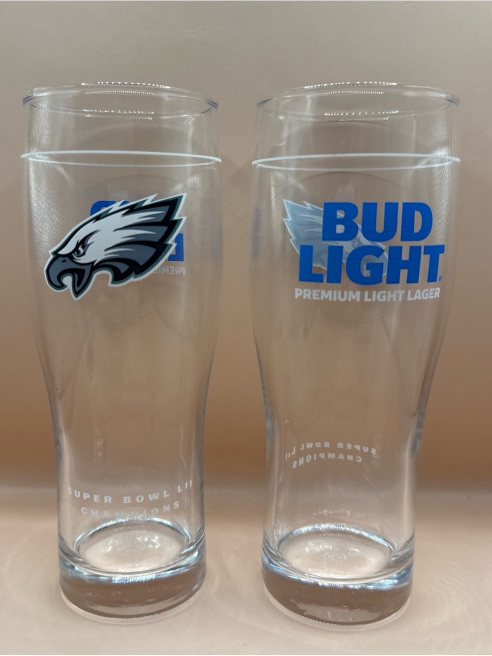 Set of 2 Vintage NFL Philadelphia Eagles Bud Light Beer Glass Super Bowl 1982